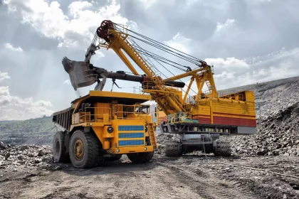 Loading of iron ore